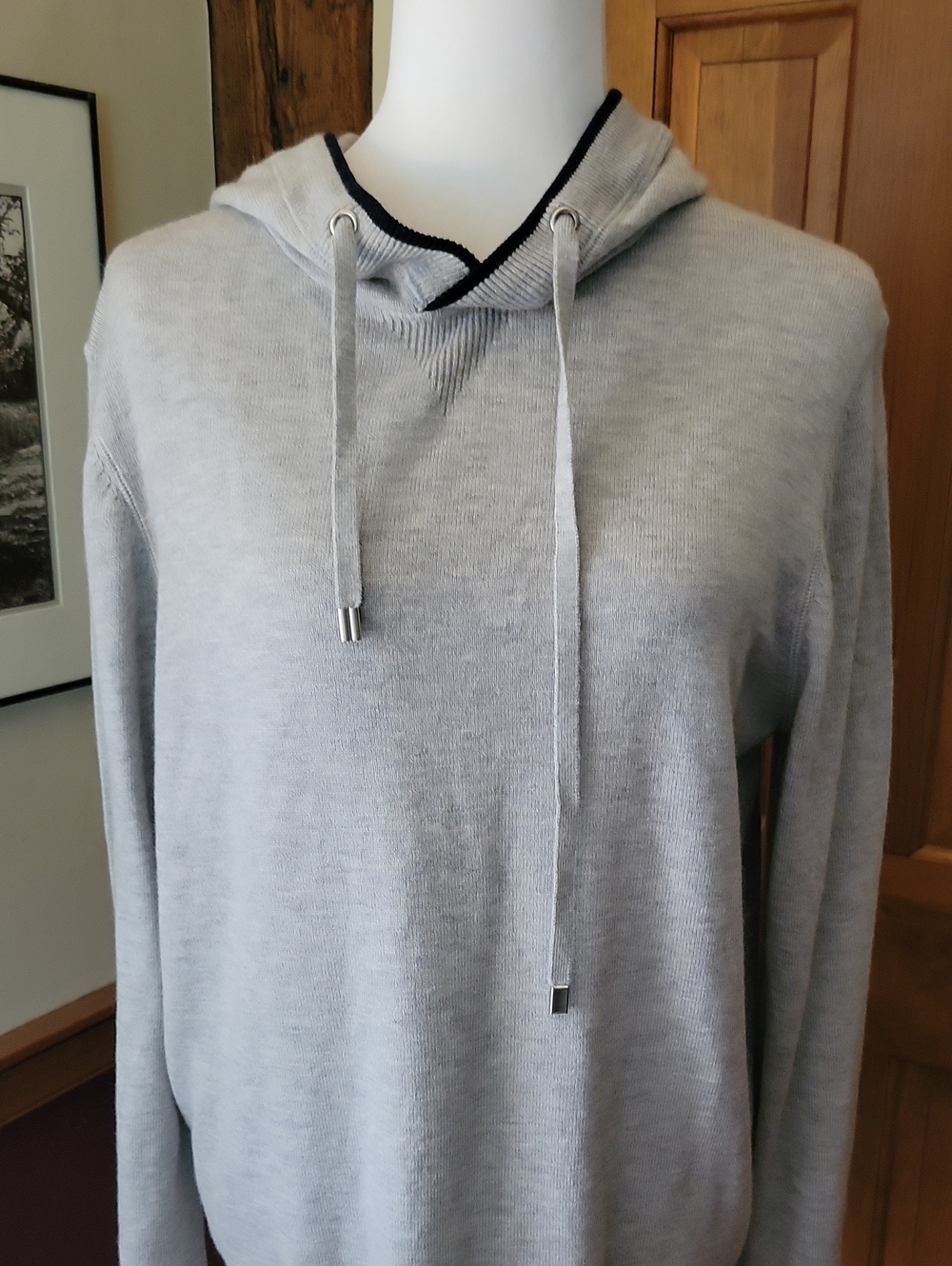 ART OF RHETORIC Light Gray Hooded Knit Sweater with Contrast Trim, Unisex